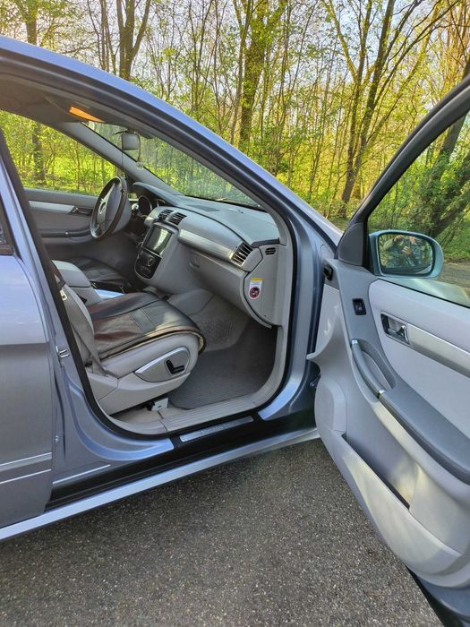 Vînd Mercedes R class 280