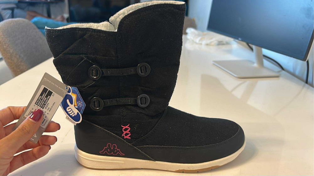 Нови велурени ботушки