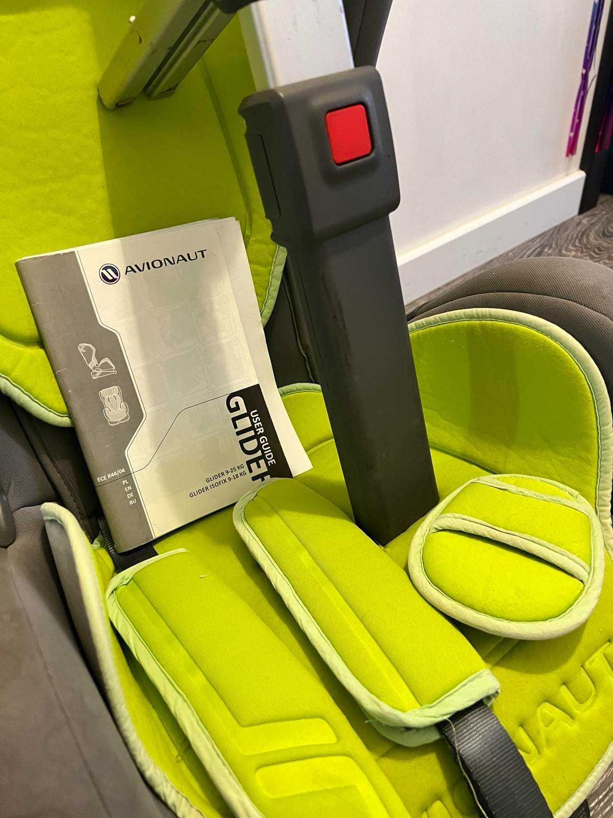 AVIONAUT Стол за кола Glider (9-25 кг.) зелен