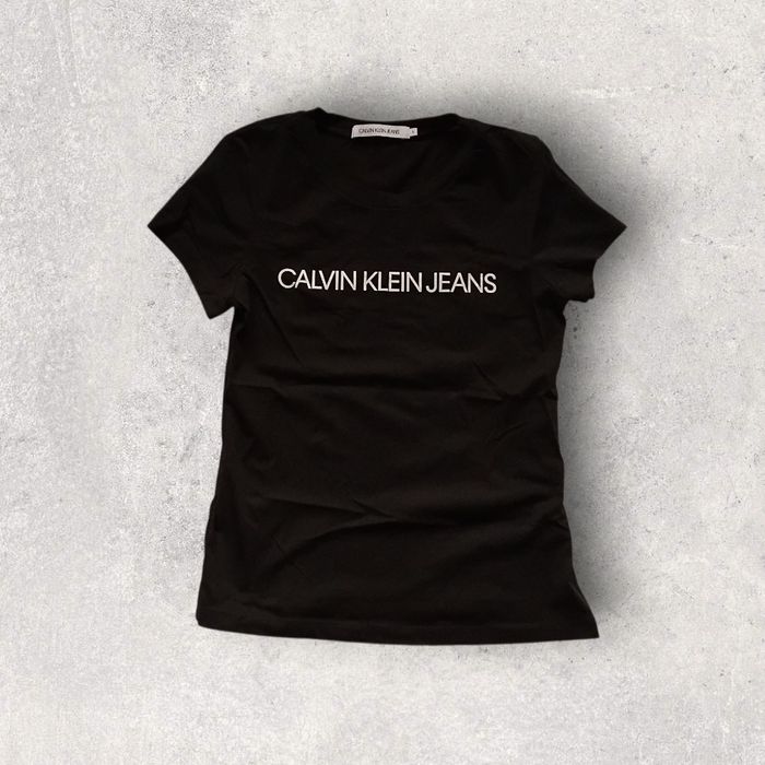 Calvin Klein - s - дамска тениска