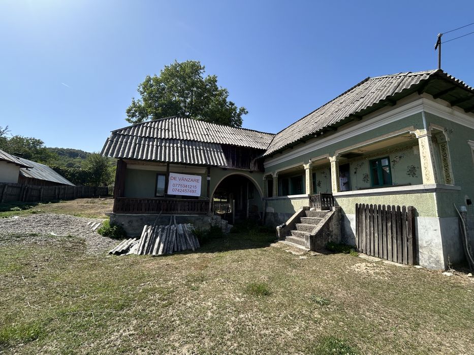 Casă și teren 1400 mp – Sat Retevoiești, Pietroșani, Argeș
