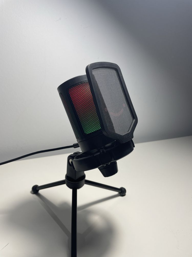 Микрофон Fifine A6V