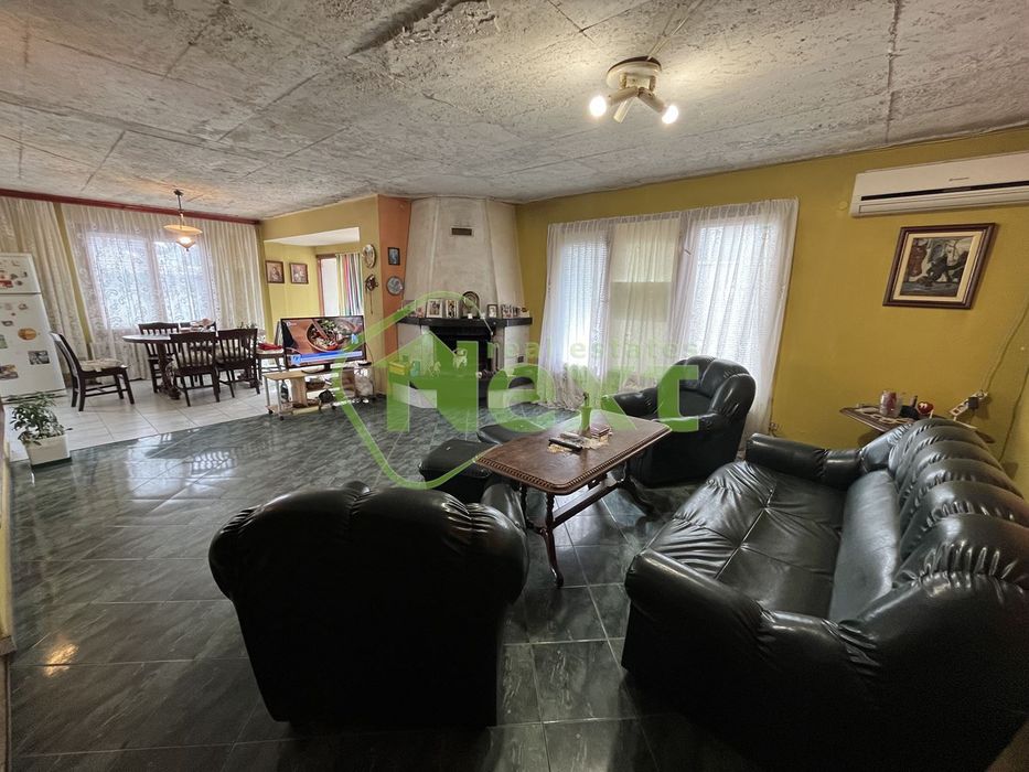 Продава се Многостаен апартамент в София, Витоша - 192 кв.м за 1719 €/кв.м - Снимка #2
