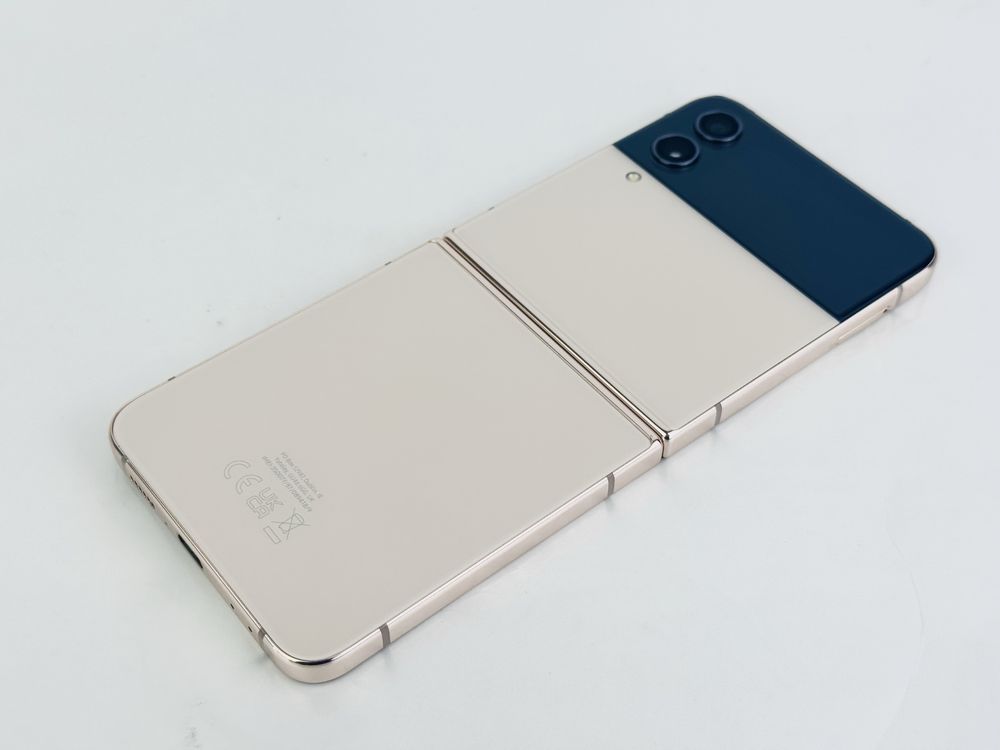 Samsung Galaxy Z Flip 4 5G 128GB 8RAM Pink Gold Перфектен Гаранция!