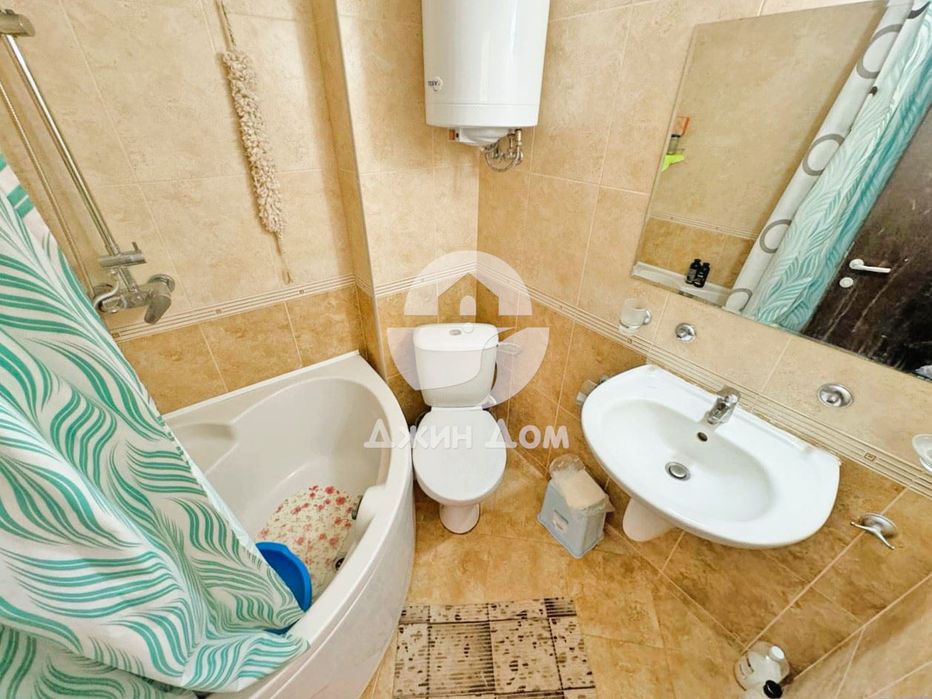 Продава се Двустаен апартамент в к.к. Слънчев бряг - 68 кв.м за 883 €/кв.м - Снимка #4