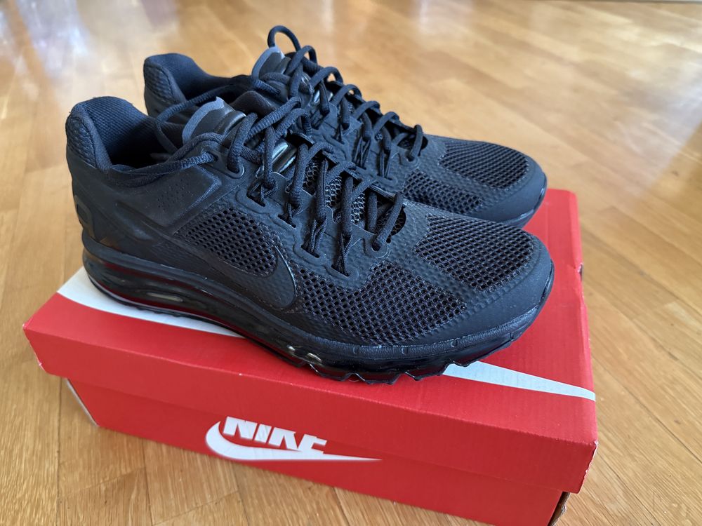 Nike AIR MAX 2013 Triple black 44/28см