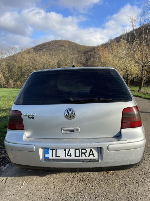 Vând Golf 4 1.9 TDI