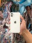 Ideal holatdagi iphone 11 modeli