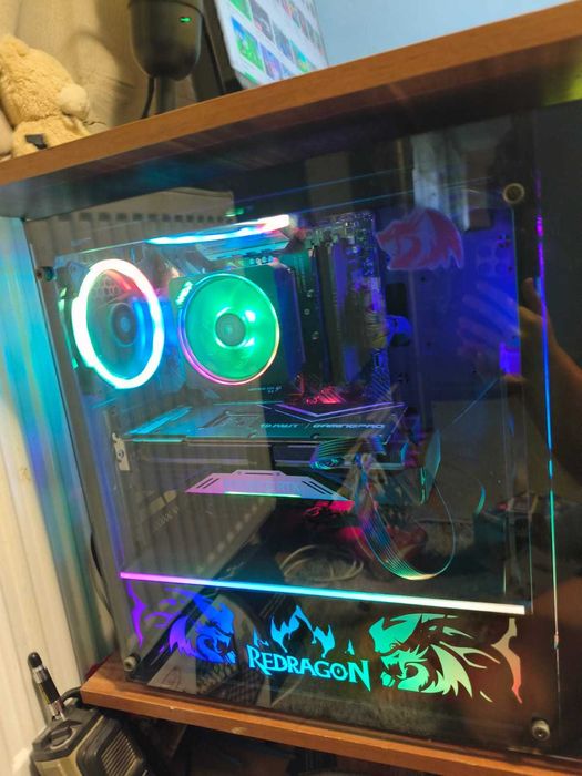 PC Gaming Ryzen 7 3800X 32 GB DDR 3600 GPU 2080 TI Sursa 850 W Gold