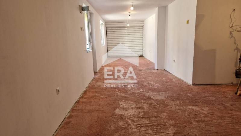 Продава се Офис в Варна, Бриз - 42 кв.м за 1072 €/кв.м - Снимка #9
