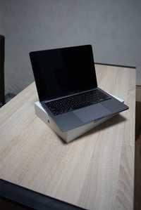 MacBook 13 Pro m2