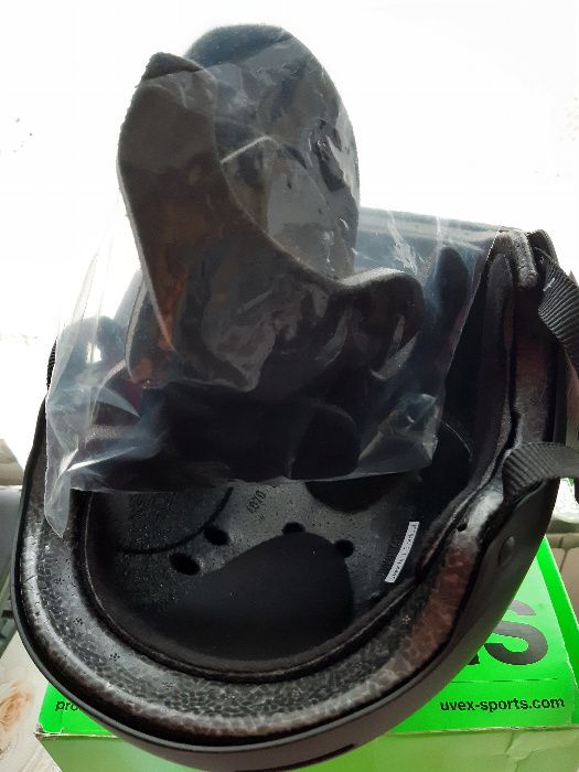 Нови каска UVEX и маска за ски