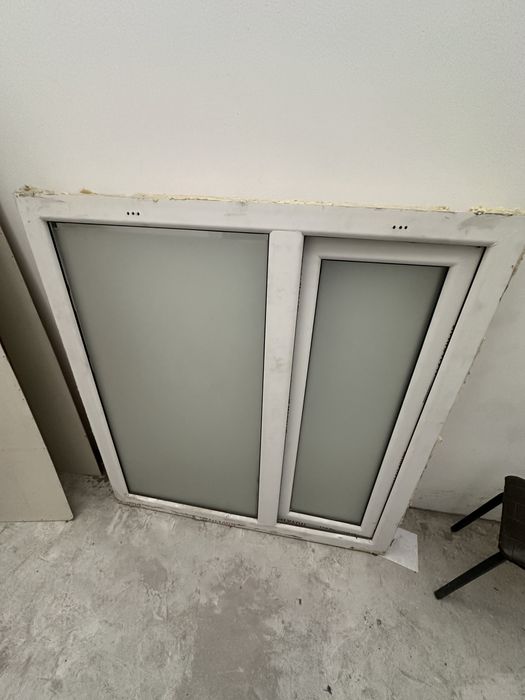 Пластик окно бу продам 120-126