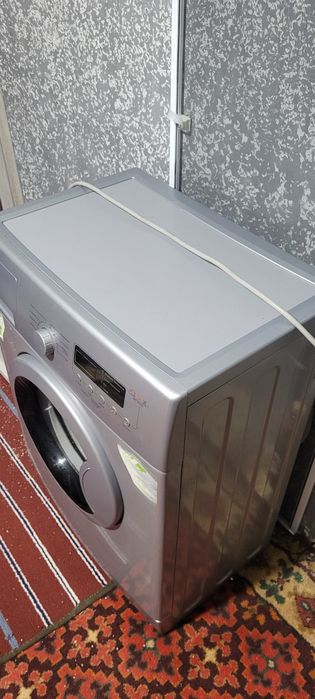 Стиральная машина Artel.