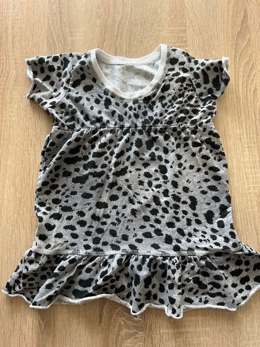 Дрешка за момиче - 116 р-р