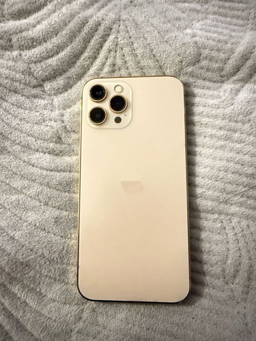 Айфон 12 про макс