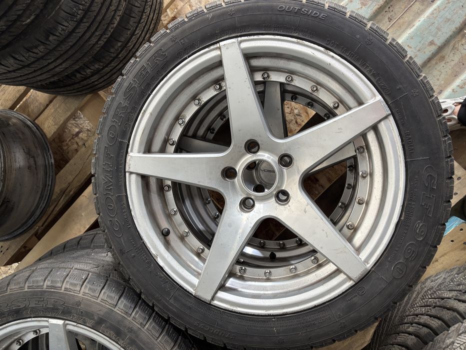 Диски R17 с шинами комплект Vossen