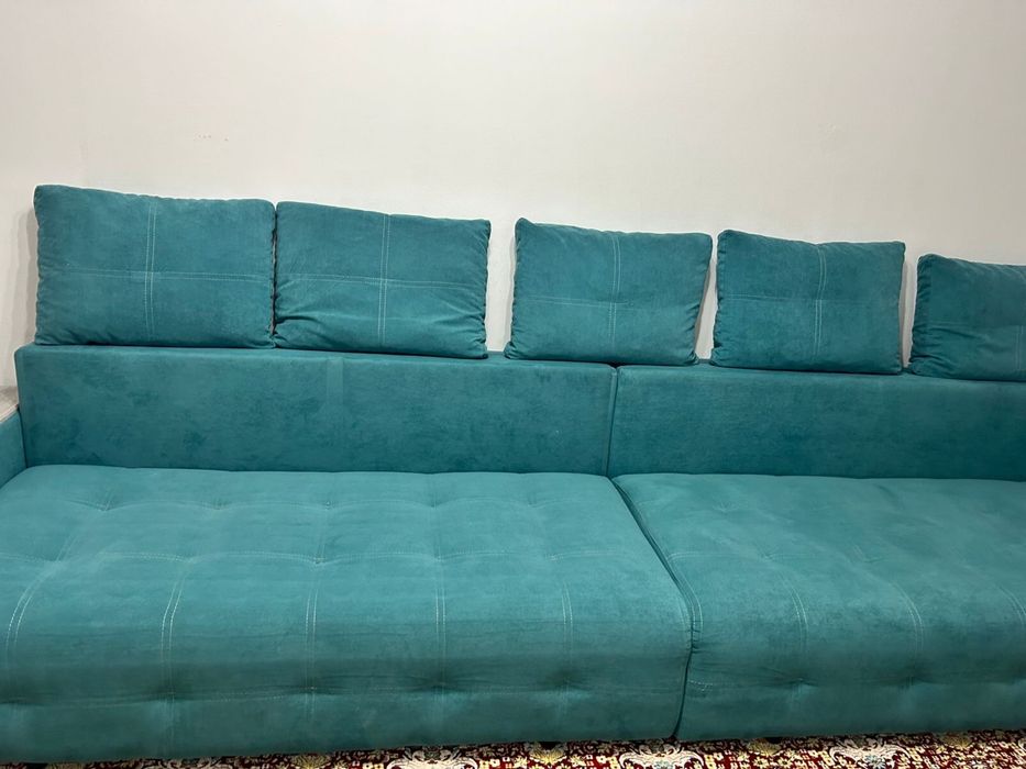 Продам диван и ковер