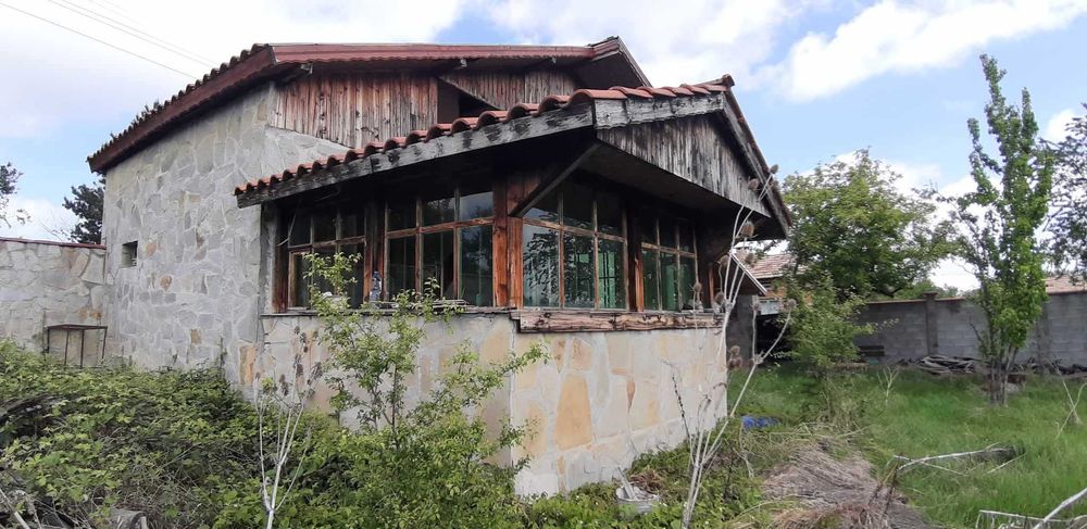 Продава се Къща в с. Кошничари, Област Търговище - 180 кв.м за 340 €/кв.м - Снимка #2