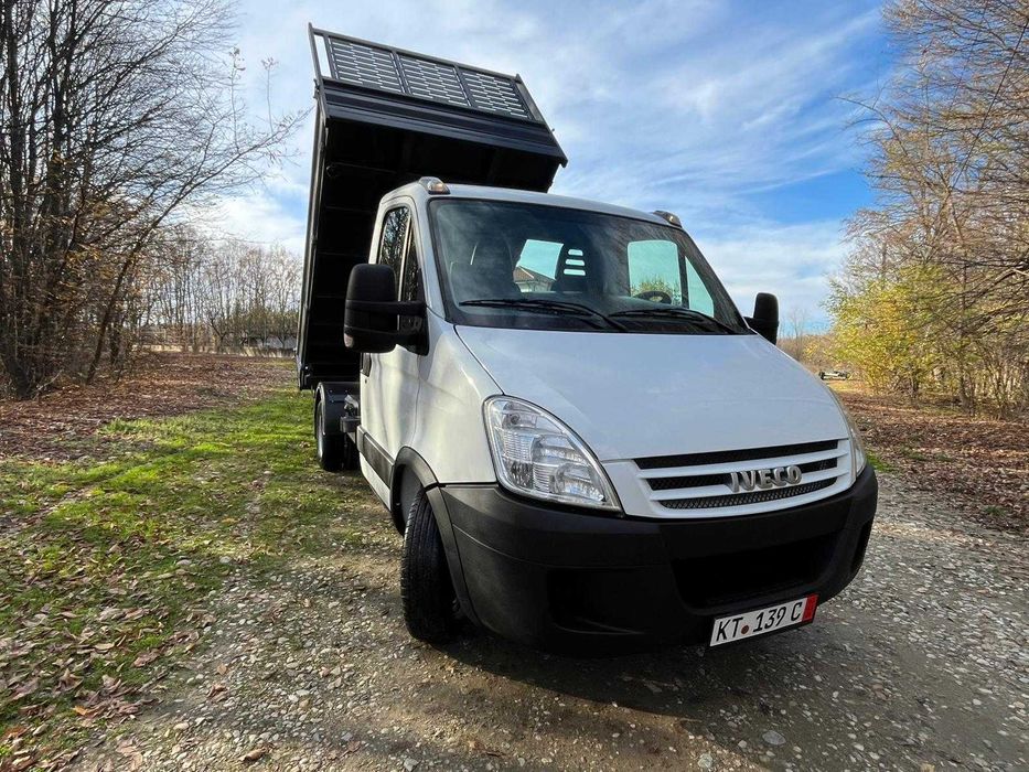 Iveco Daily 35C15, an fabricatie 2007, basculabil pe trei parti