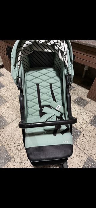 Коляска в хорошем состоянии