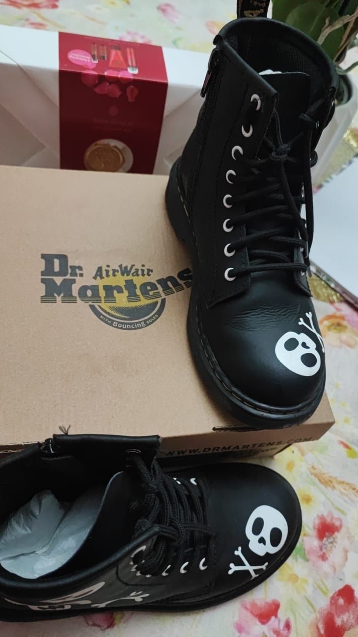 Bocanci Dr Martens