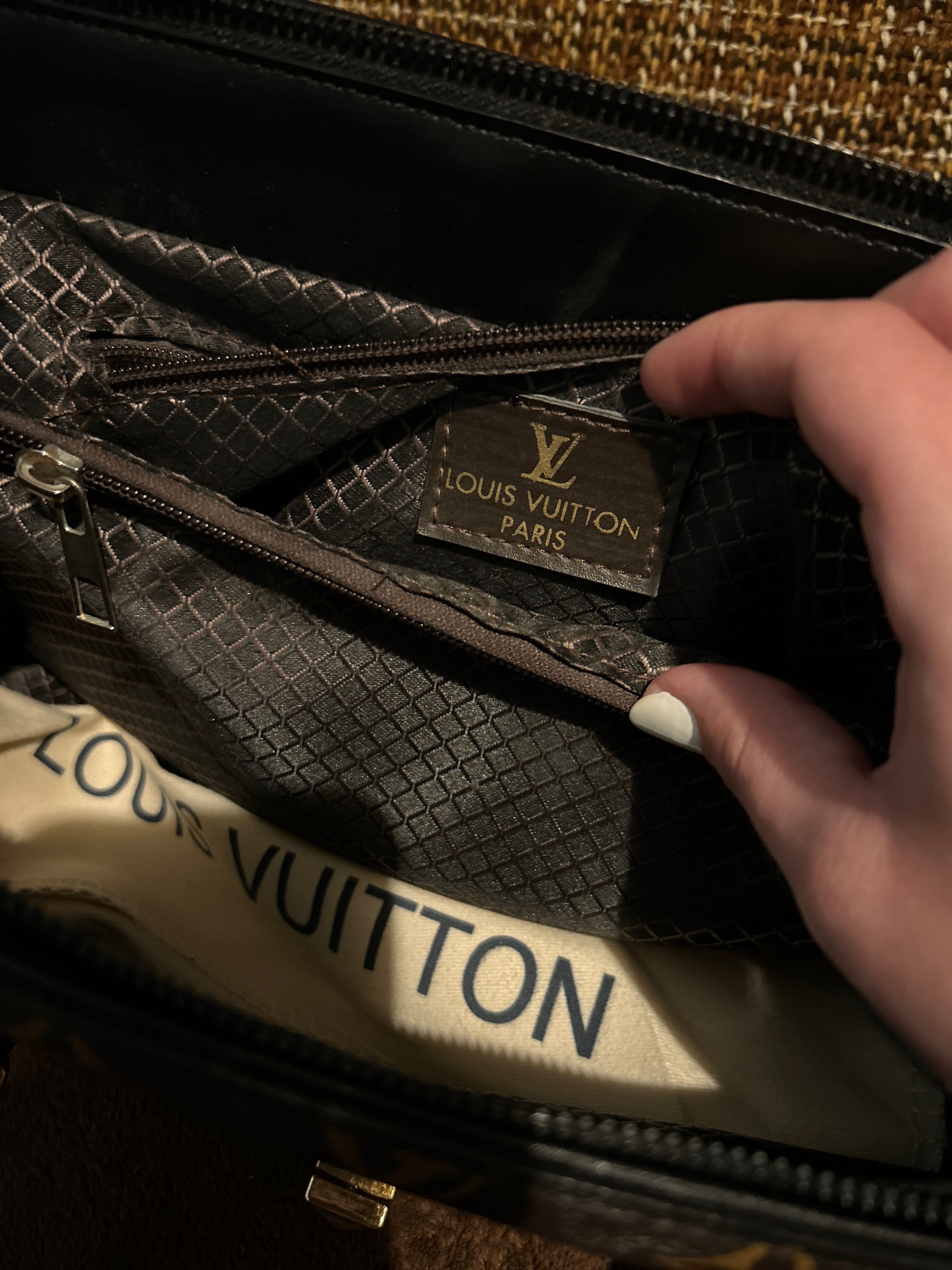 Geanta Louis Vuitton