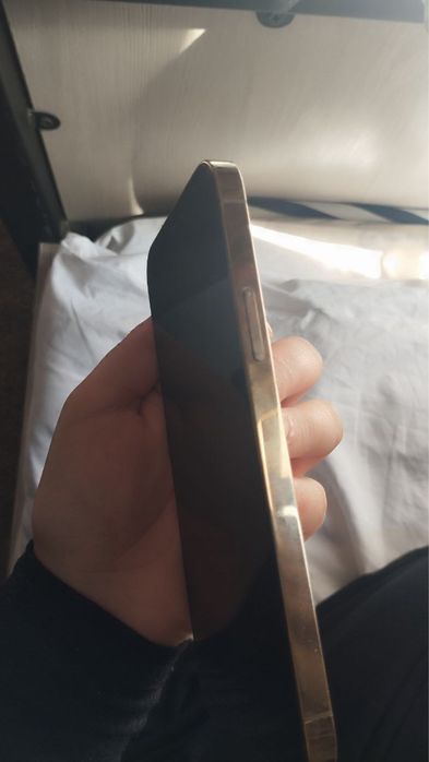 Iphobe 12 pro kafolat bilan