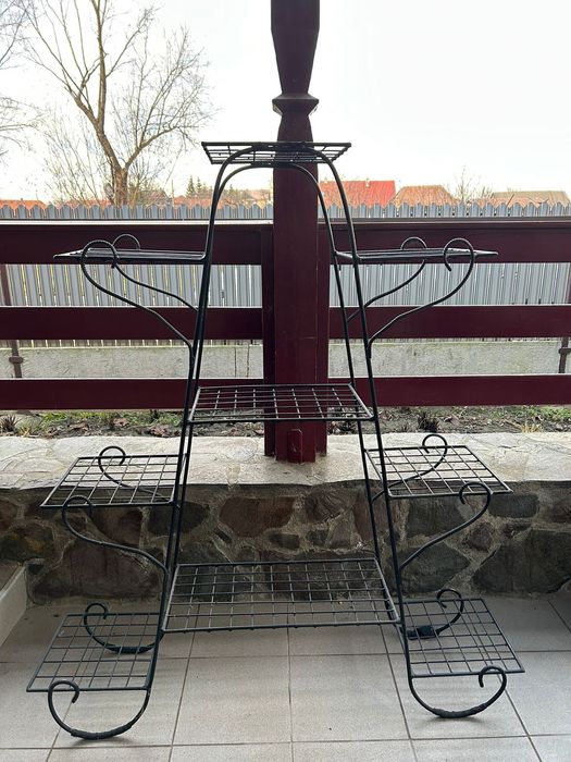 Suport fier forjat flori