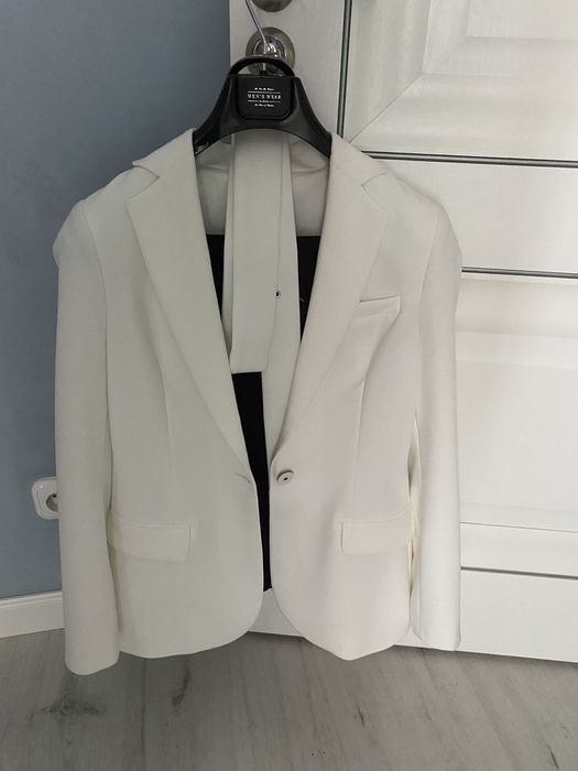 Женский брючный костюм