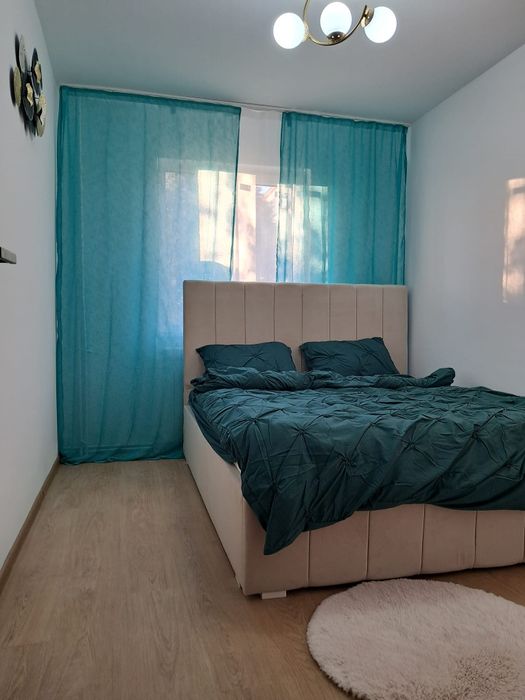 Apartament revonat complet de Lux 4 camere, Uta etajul 1, centrala , c