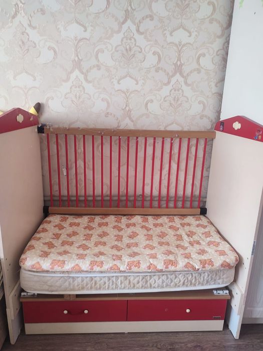 Отдам манеж бесплатно