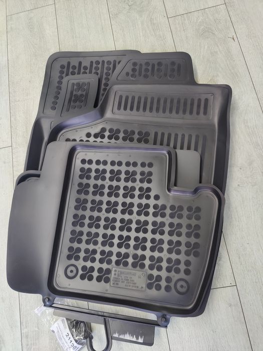 PROMO Set covorașe cauciuc stil tăviță Citroen C4 2004+, Peugeot 307