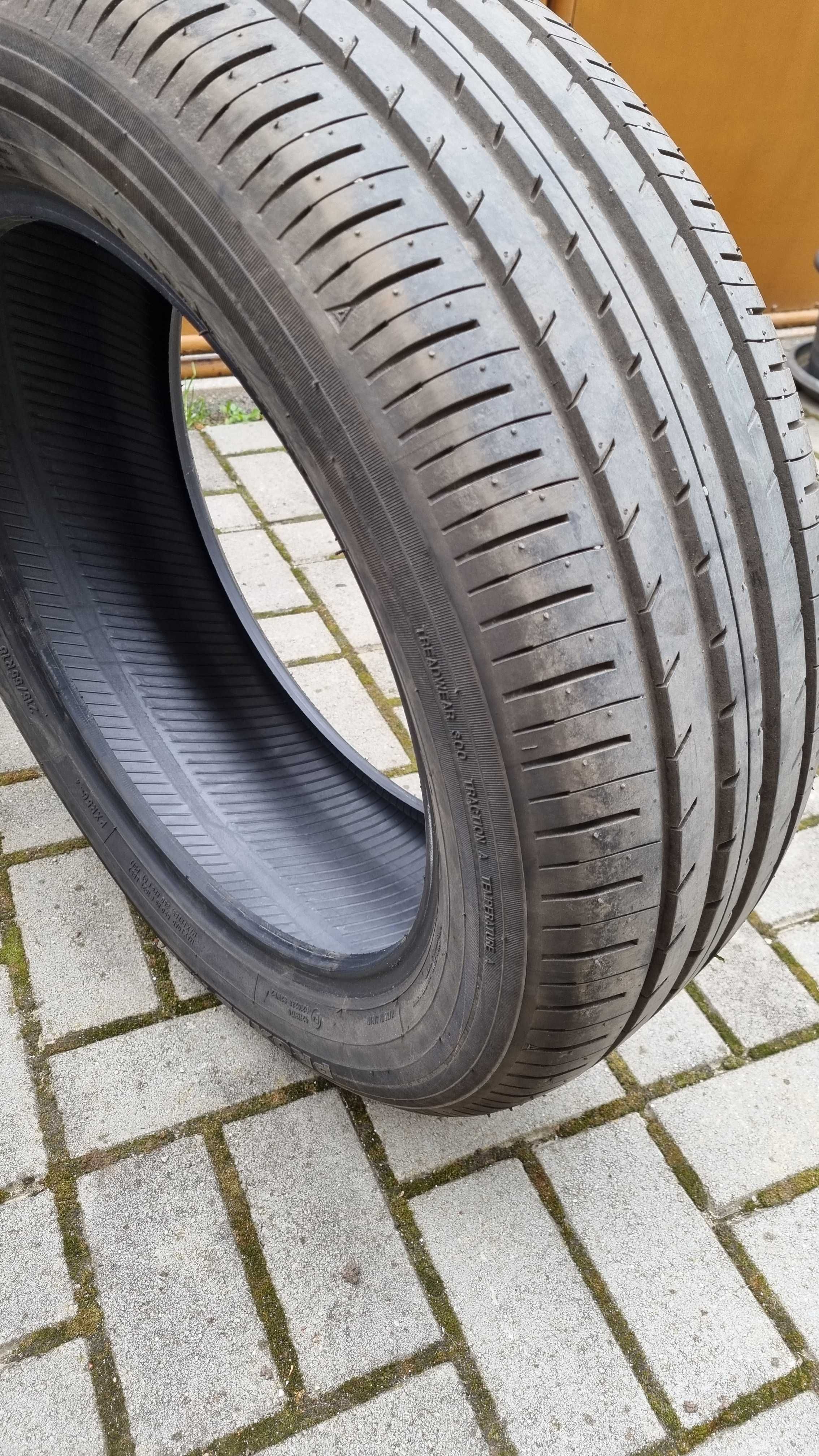 Vând 2 cauciucuri vară Toyo Proxes R56 215/55 R18 95H rulate 1200 km.