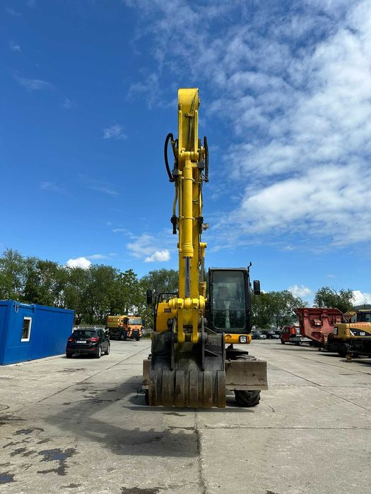 Excavator Pneu KOMATSU PW180