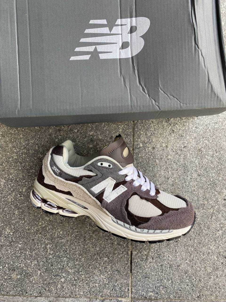 New balance 2002 R J