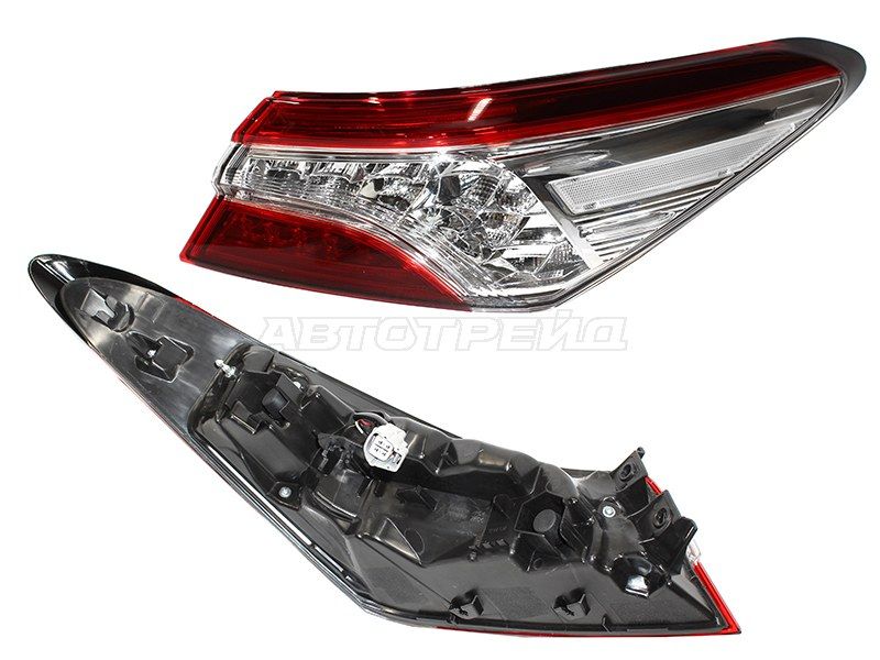 Фонарь задний Toyota Camry