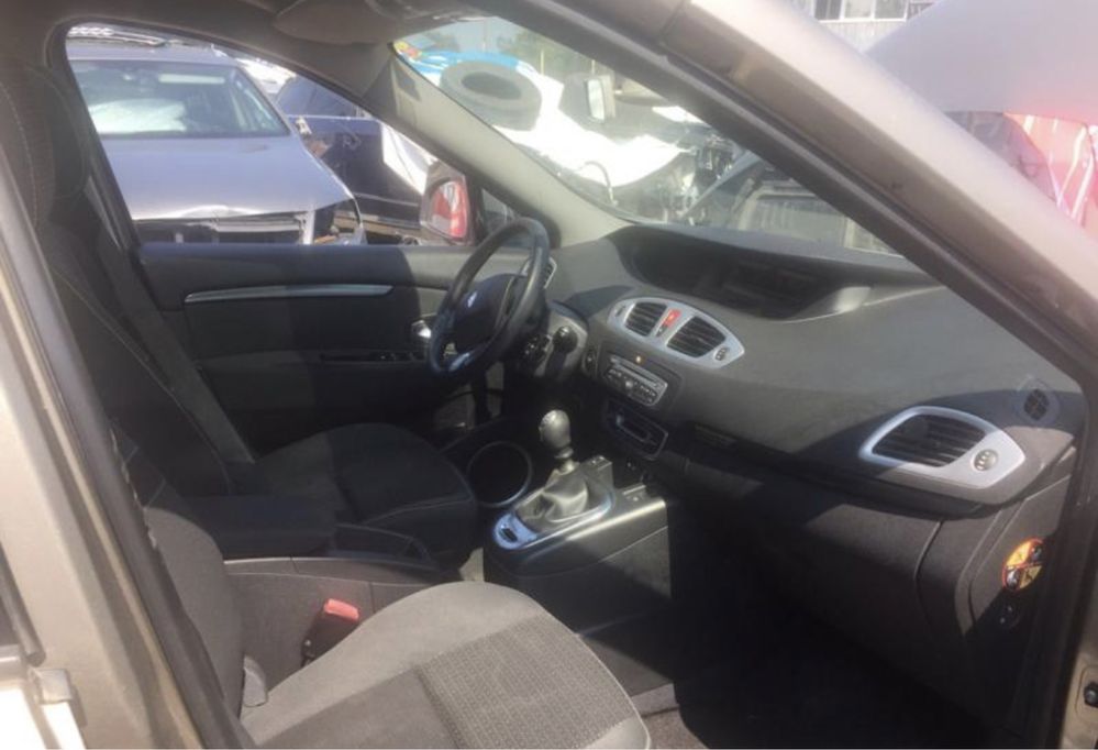 Renault Grand scenic 1.5 DCI на части