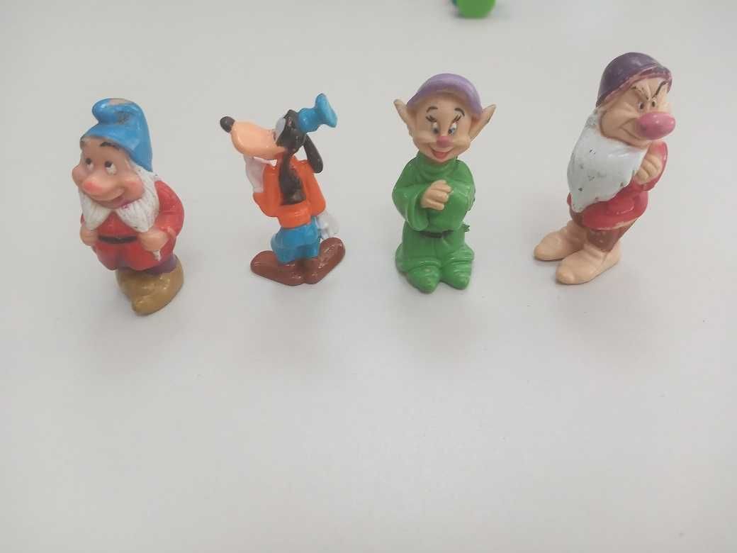 Играчки от шоколадови яйца Kinder