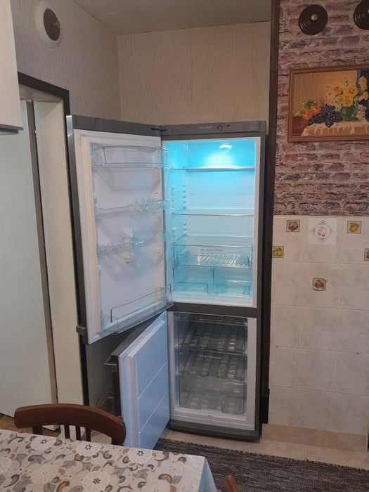 Дава се под наем Четиристаен апартамент в Варна, Лятно кино Тракия - 90 кв.м за 750 € - Снимка #3