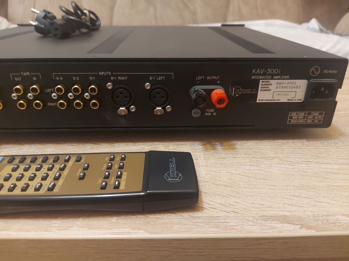 Krell  Kav-300i  integrated amplifier