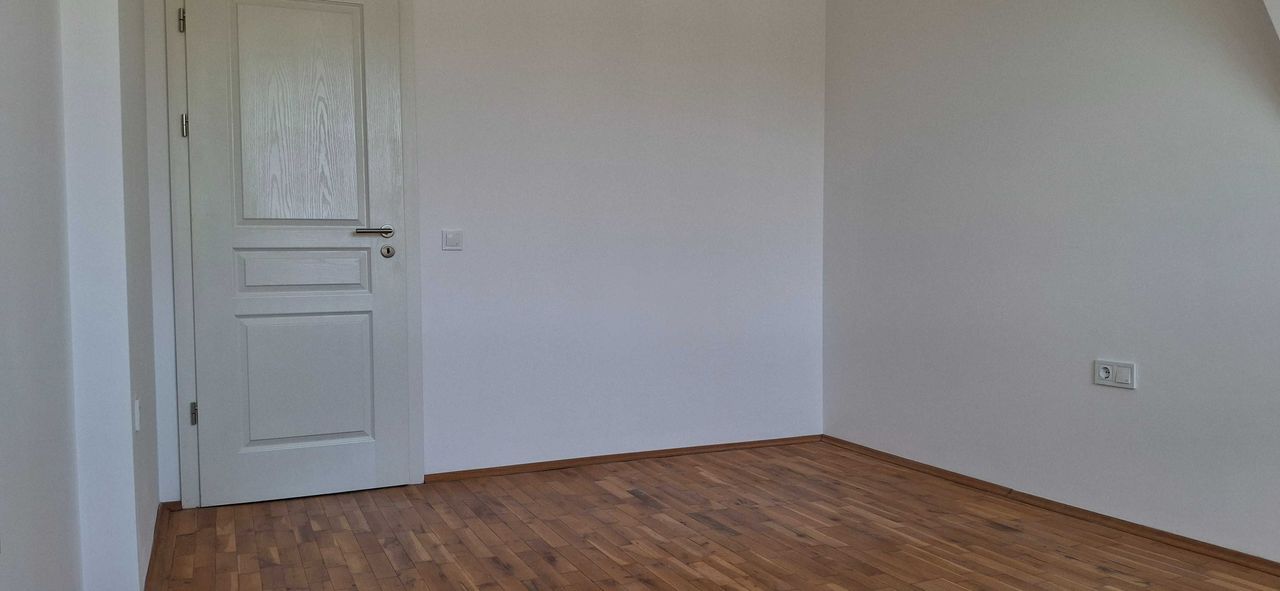 Продава се Двустаен апартамент в к.к. Св.Св. Константин и Елена - 70 кв.м за 2786 €/кв.м - Снимка #13