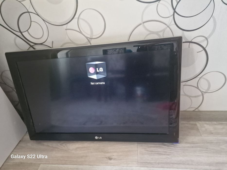 Телевизор LG  б/у