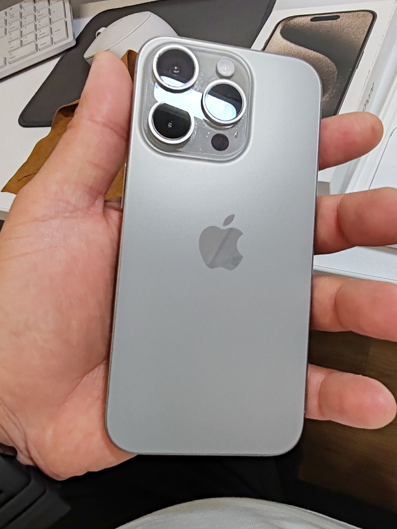 iPhone 15 Pro natural Titanium 128 GB baterie 97% cod unic 594