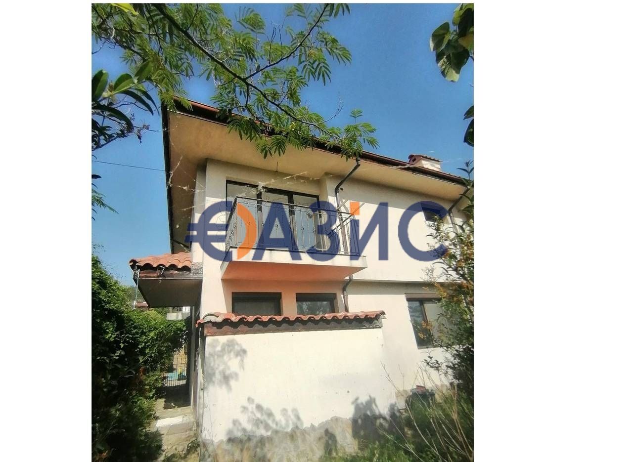 Продава се Тристаен апартамент в с. Кошарица, Област Бургас - 132 кв.м за 910 €/кв.м - Снимка #2
