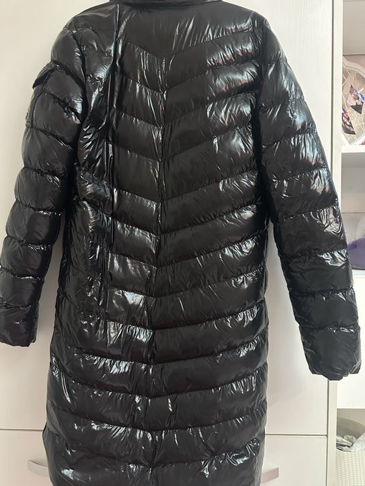 Оригинално яке на Moncler