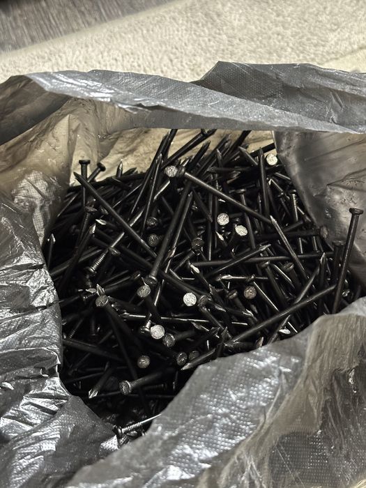 Отдам 4кг гвоздей