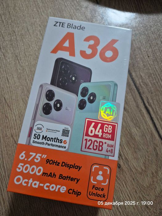 Смартфон абсолютно  новый