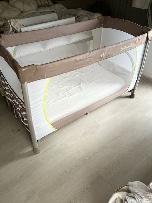 Продавам бебешка кошарка, babymoov
