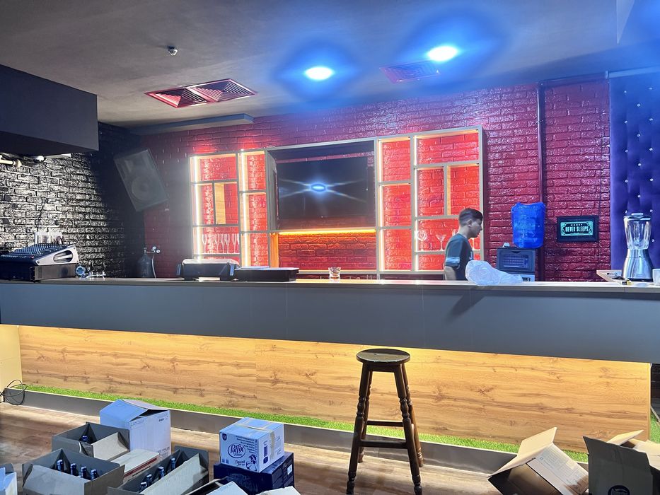 Tayor biznes sotilati RESTO BAR